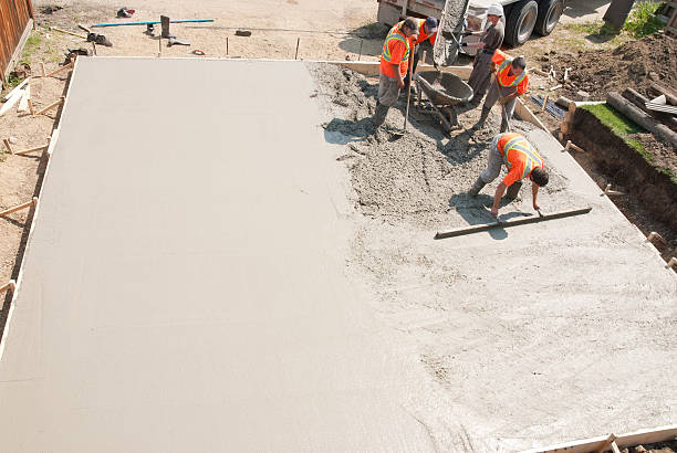 Best Concrete Driveway Installation  in Greentown, OH
